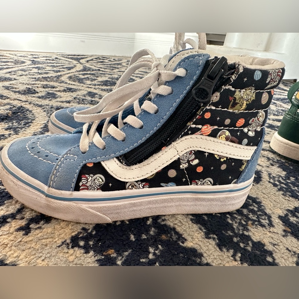 Kids High-Top Sneakers - Blue and Black